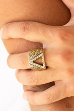 Load image into Gallery viewer, Triathlon - Brass Triangle Hammered Men&#39;s Ring
