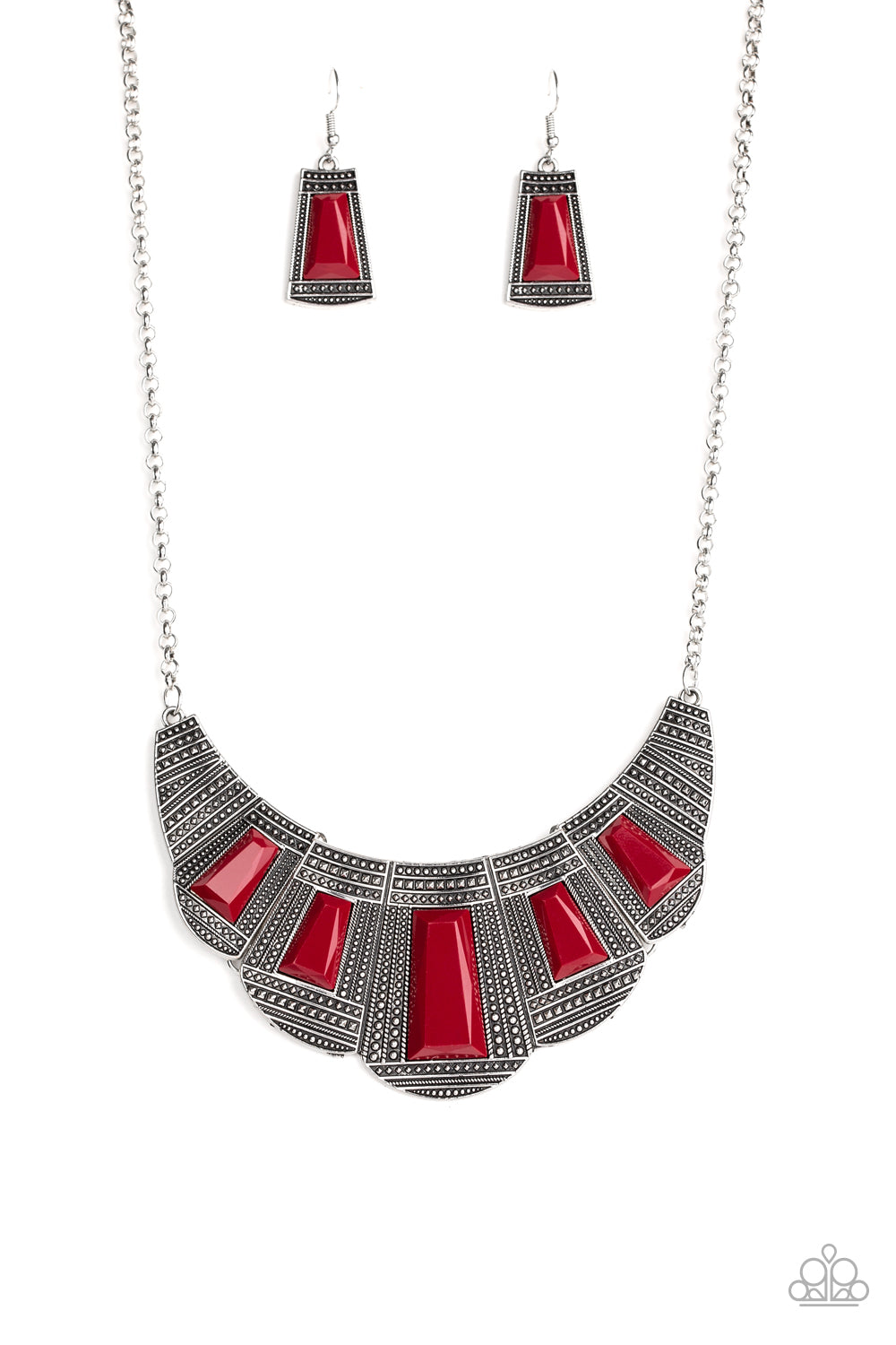 Lion Den Short Necklace