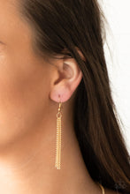 Load image into Gallery viewer, Paparazzi The Pack Leader Short Red Necklace with Gold Chain
