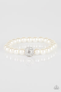 Paparazzi - Follow My Lead - Women's White Pearl Bracelet