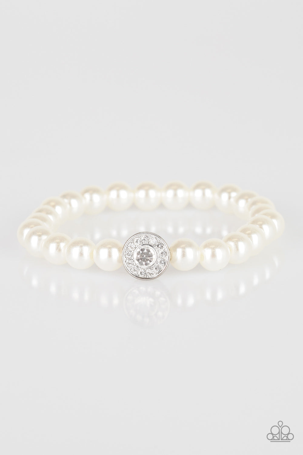 Paparazzi - Follow My Lead - Women's White Pearl Bracelet