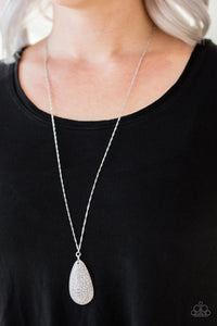 Paparazzi - Stone River - Silver Necklace