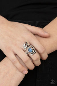 Paparazzi - Glimmering Grapevines - Blue Ring