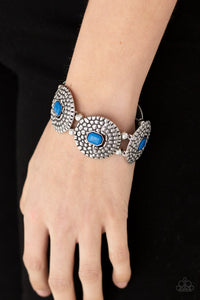 Paparazzi - Prismatic Prowl - Blue Bracelet