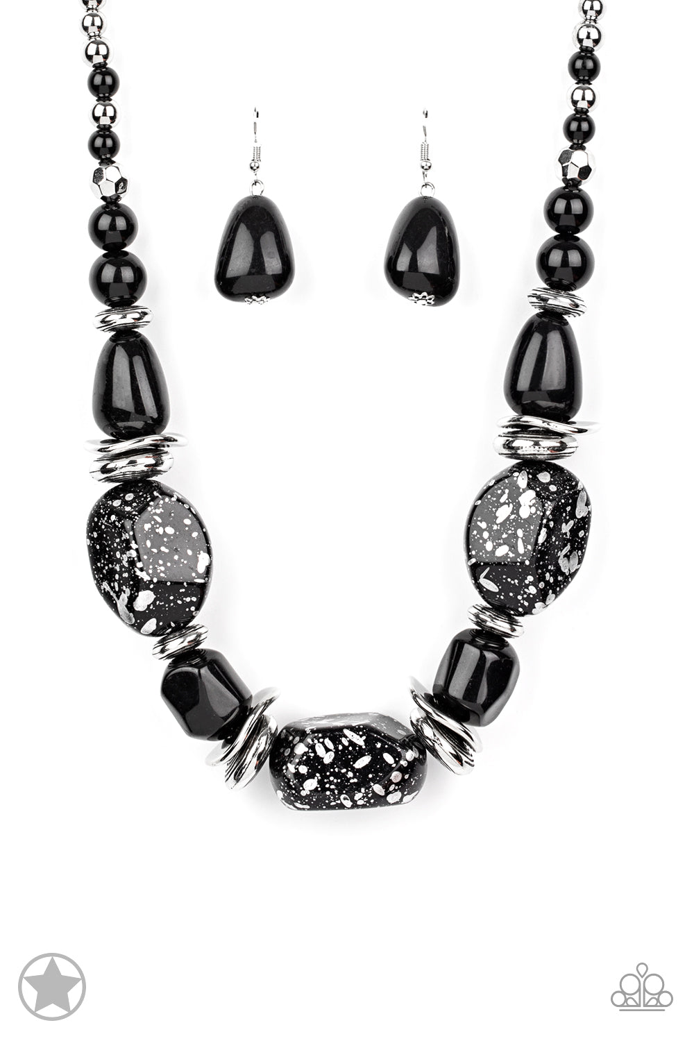 Paparazzi In Good Glazes Black Blockbuster Necklace