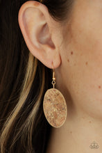 Load image into Gallery viewer, Nature&#39;s Fines Cork and Gold Necklace
