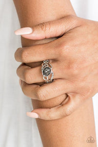 Paparazzi Couldn't Care Flawless Silver Ring