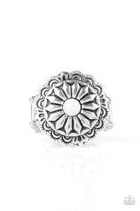 Paparazzi Daringly Daisy White Floral Ring