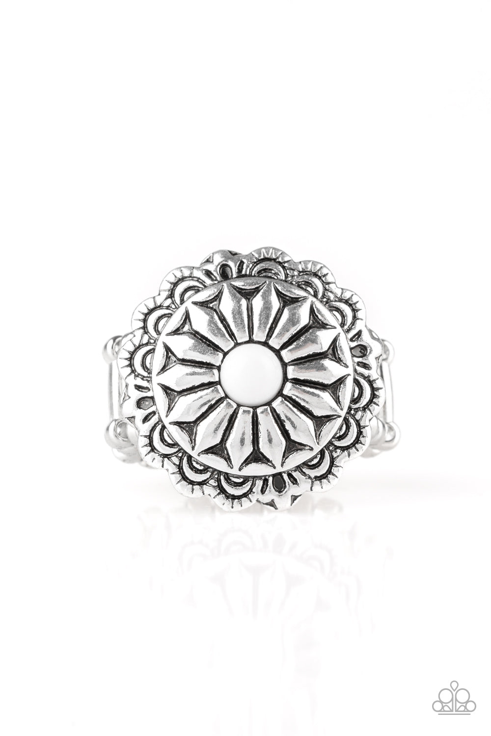 Paparazzi Daringly Daisy White Floral Ring