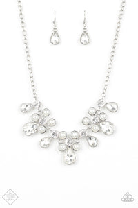 Fashion Fix Fiercely 5th Avenue - Demurely Debutante White Necklace - NWT068