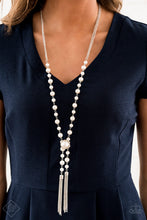 Load image into Gallery viewer, Fashion Fix Fiercely 5th Avenue June 2020 White Complete Trend Blend
