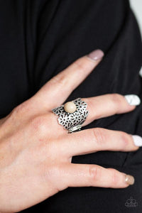 Flower Shower Brown Ring