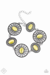 Fashion Fix Glimpses of Malibu April 2019 Yellow Complete Trend Blend