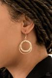 Load image into Gallery viewer, Fashion Fix Magnificent Musings April 2020 Gold Complete Trend Blend Collection
