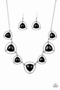 Paparazzi - Make a Point Pyramid Shape Necklace - Choose from Black, Green or Yellow