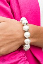 Load image into Gallery viewer, Paparazzi One Woman Show Stopper White Pearl Bracelet- Fashion Fix March 2019
