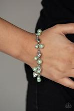 Load image into Gallery viewer, Kindhearted Heart mint green necklace and One of a Kind bracelet - Jewelry Set 6
