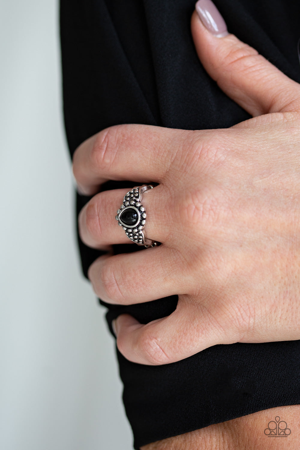 Paparazzi Pep Talk Ring - Choose from black or red