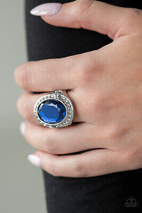 Queen Scene Blue Ring