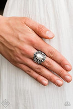 Load image into Gallery viewer, Fashion Fix Sunset Sightings - Stacked Stunner Silver Ring - March 2020
