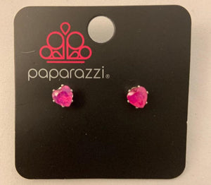 Paparazzi - Starlet Shimmer - Heart Shaped Rhinestone Post Earrings - SS11