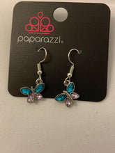 Load image into Gallery viewer, Paparazzi - Starlet Shimmer - Butterfly Earrings - SS4
