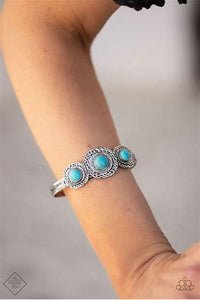 Simply Santa Fe Tiger Trap Turquoise Blue Bracelet