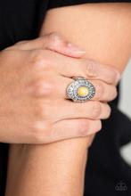 Load image into Gallery viewer, Paparazzi Stone Fox Stone Ring - Choose from Orange and Yellow
