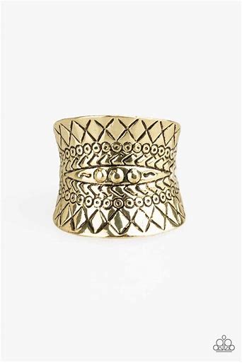 Paparazzi Villa Vibe Brass Ring