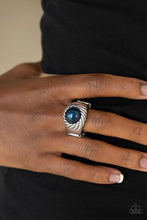 Load image into Gallery viewer, Wall Street Whimsical Navy Blue Pearl Ring
