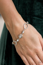 Load image into Gallery viewer, Fashion Fix Fiercely 5th Avenue - Wedding Day Demure White Bracelet - Nov 2020
