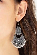 Load image into Gallery viewer, Paparazzi Western Trails Silver Earrings
