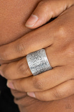 Load image into Gallery viewer, Paparazzi - Wild Meadows - Silver Ring
