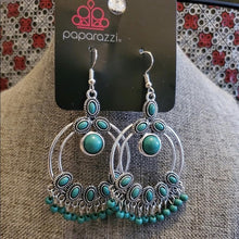 Load image into Gallery viewer, Paparazzi Palm Breeze Green Earrings - Fashion Fix Exclusive
